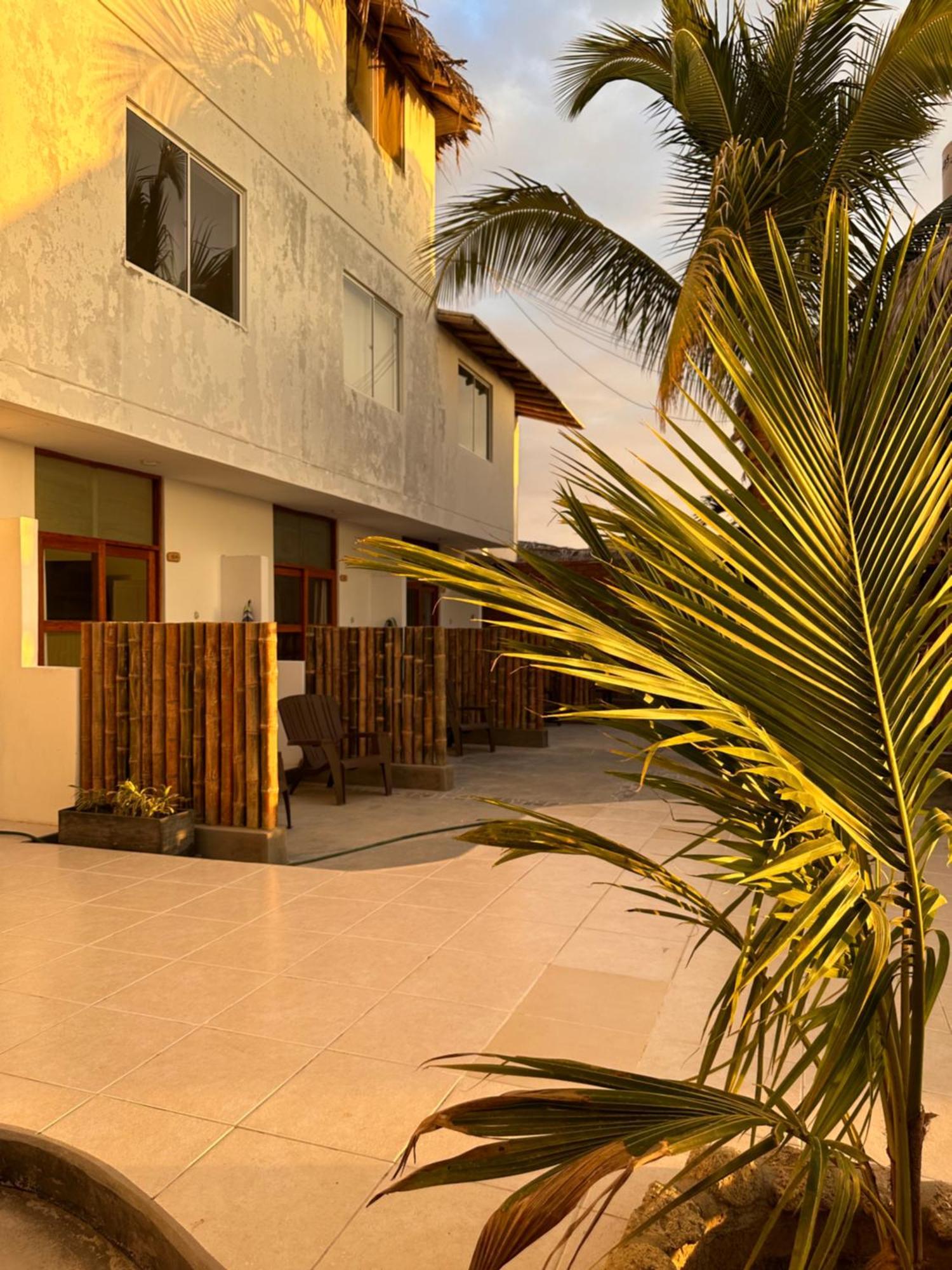 Hotel Puerto Antiguo Los Organos Luaran gambar
