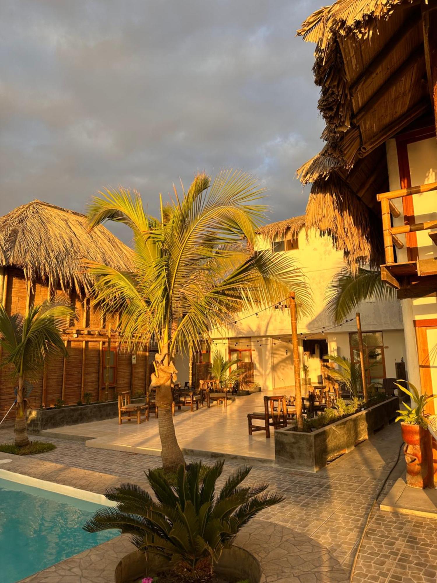 Hotel Puerto Antiguo Los Organos Luaran gambar